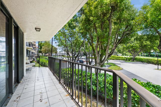 799 Jeffery Street 201, Boca Raton, FL 33487