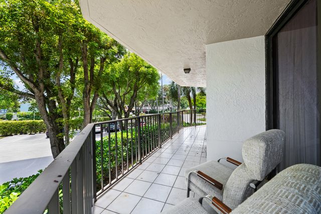 799 Jeffery Street 201, Boca Raton, FL 33487