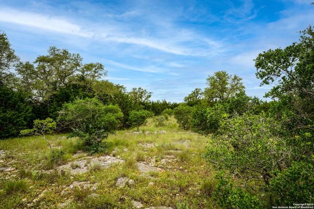 LOT 20 Clubs Dr, Boerne, TX 78006