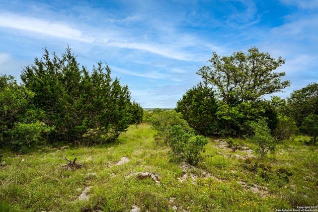 LOT 20 Clubs Dr, Boerne, TX 78006