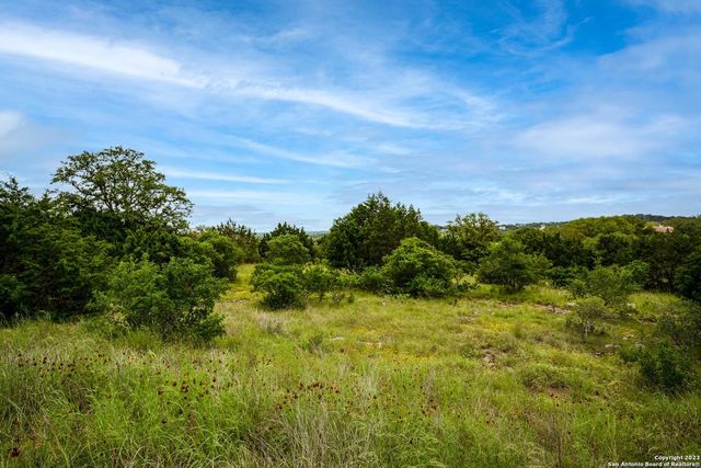 LOT 20 Clubs Dr, Boerne, TX 78006