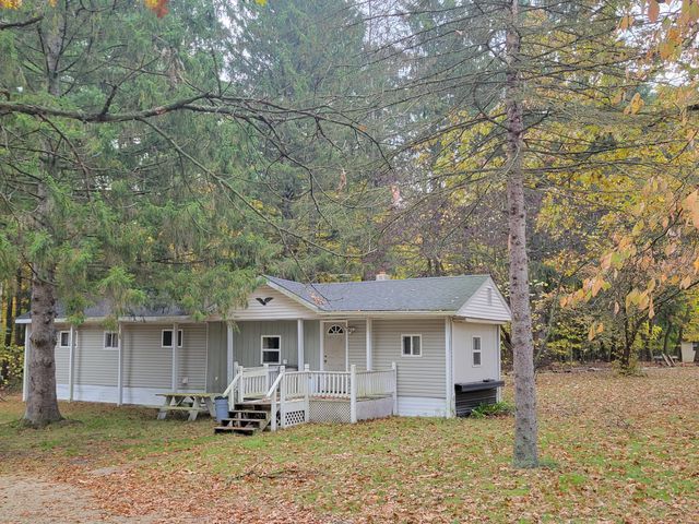 13371 32nd Street, Pine Grove Twp, MI 49055