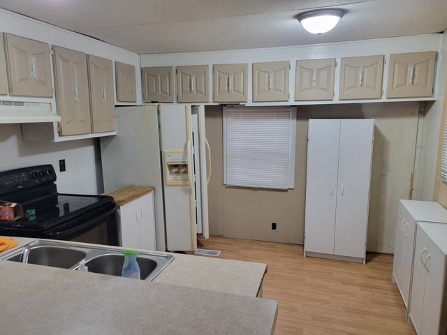 13371 32nd Street, Pine Grove Twp, MI 49055