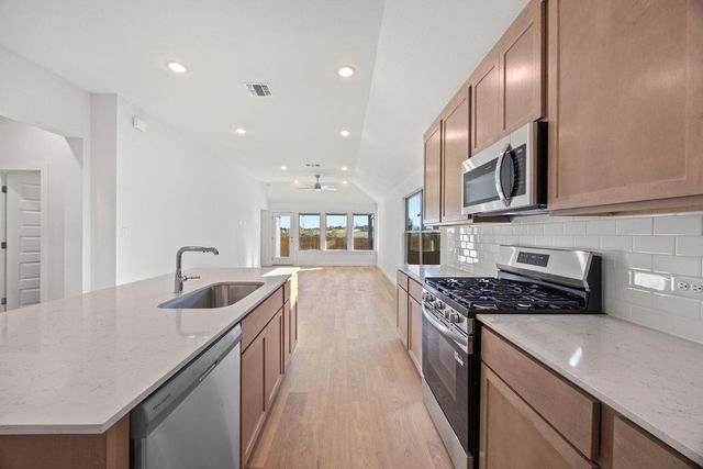 116 Melrose ST, Hutto, TX 78634