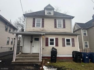 681 W 3Rd St, Plainfield City, NJ 07060