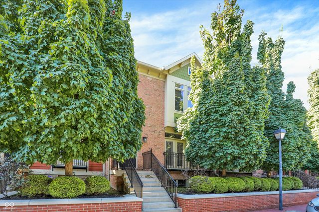 529 E New York Street, Indianapolis, IN 46202