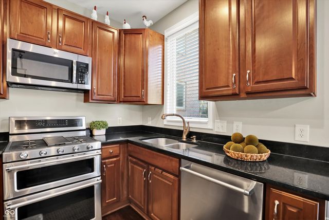 529 E New York Street, Indianapolis, IN 46202