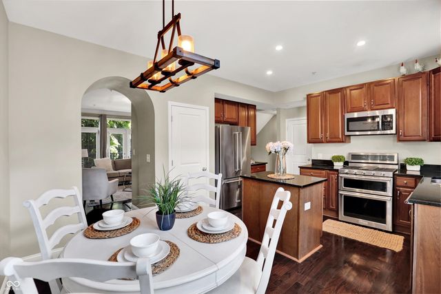 529 E New York Street, Indianapolis, IN 46202