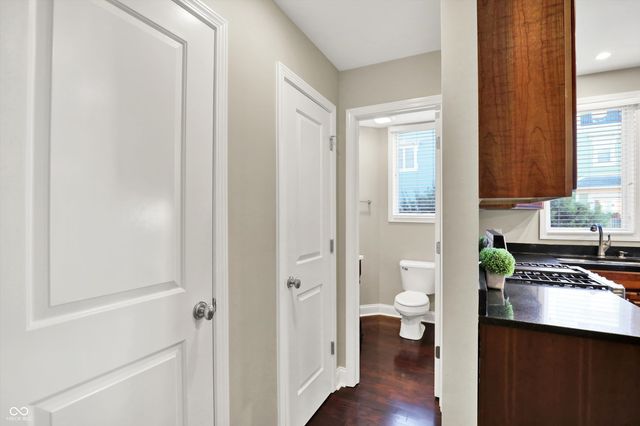 529 E New York Street, Indianapolis, IN 46202