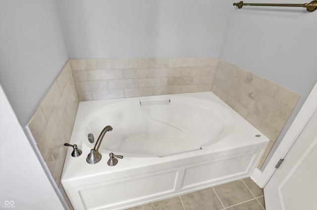 529 E New York Street, Indianapolis, IN 46202