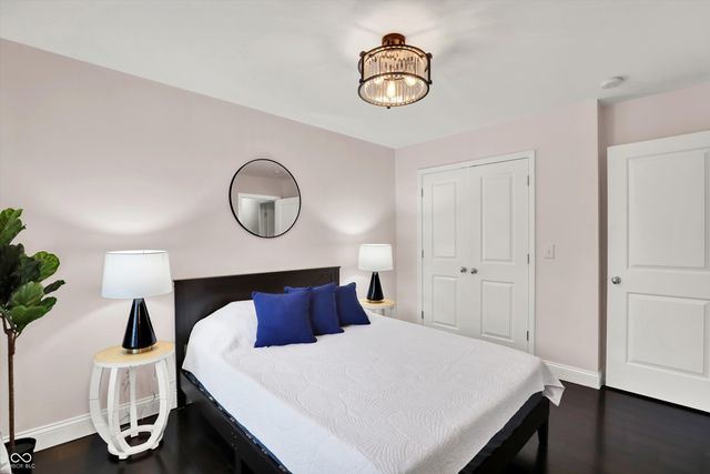 529 E New York Street, Indianapolis, IN 46202