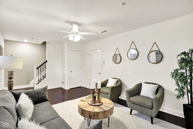 529 E New York Street, Indianapolis, IN 46202