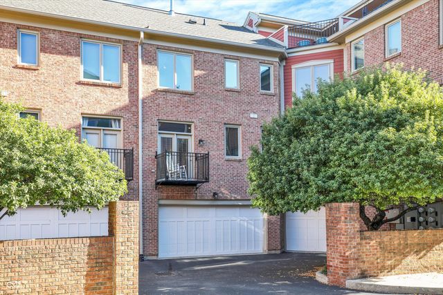 529 E New York Street, Indianapolis, IN 46202