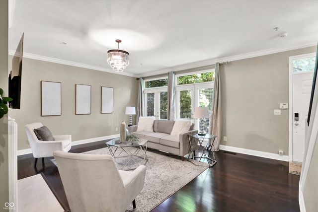 529 E New York Street, Indianapolis, IN 46202