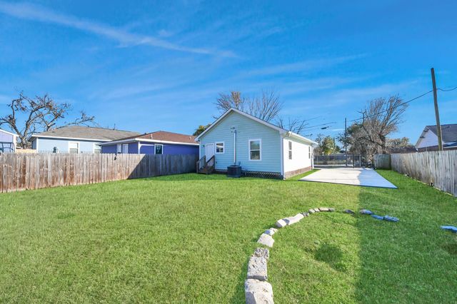 3703 Lila Street, Houston, TX 77026