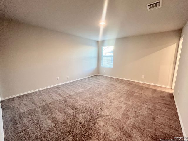 10631 Varmus, Converse, TX 78109