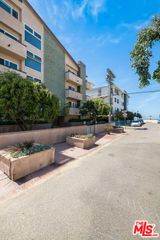 16 Quarterdeck Street 102, Marina Del Rey, CA 90292