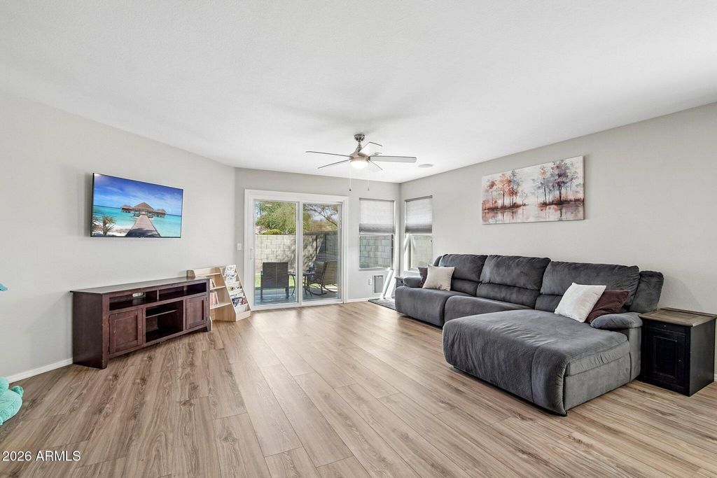 659 S HAZEL Court, Gilbert, AZ 85296 — photo 5