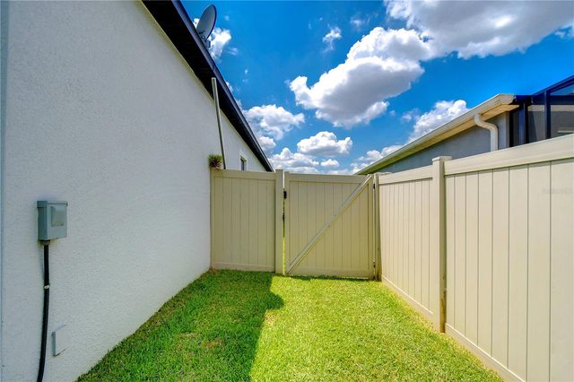 31470 FAIRHILL DRIVE, Wesley Chapel, FL 33543