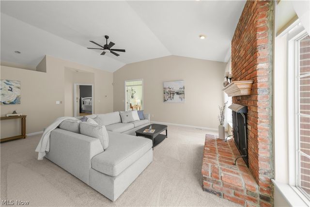 730 Woodlake Drive, Aurora, OH 44202
