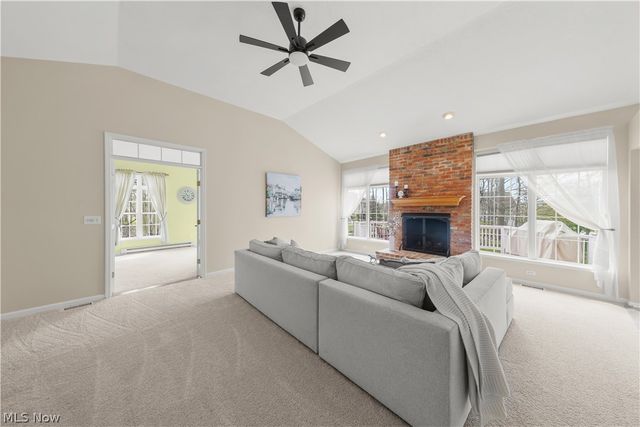730 Woodlake Drive, Aurora, OH 44202