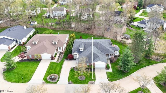 730 Woodlake Drive, Aurora, OH 44202