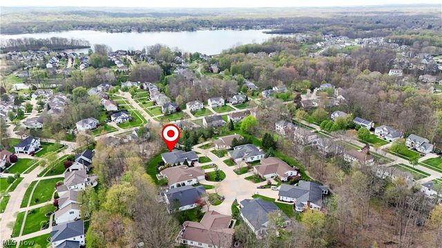 730 Woodlake Drive, Aurora, OH 44202