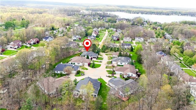 730 Woodlake Drive, Aurora, OH 44202
