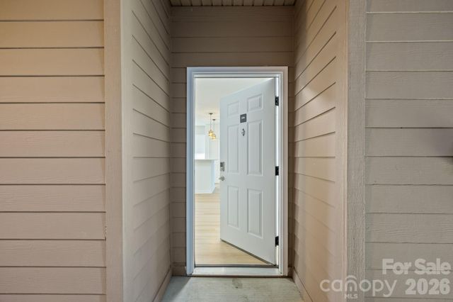 176 Brickton Village Circle 206, Fletcher, NC 28732