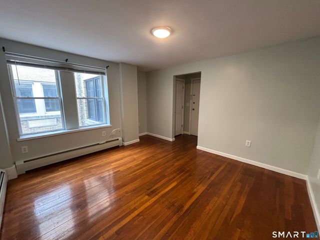 213 Golden Hill Street 5F, Bridgeport, CT 06604