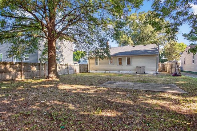 2535 Dexter ST E, Chesapeake, VA 23324