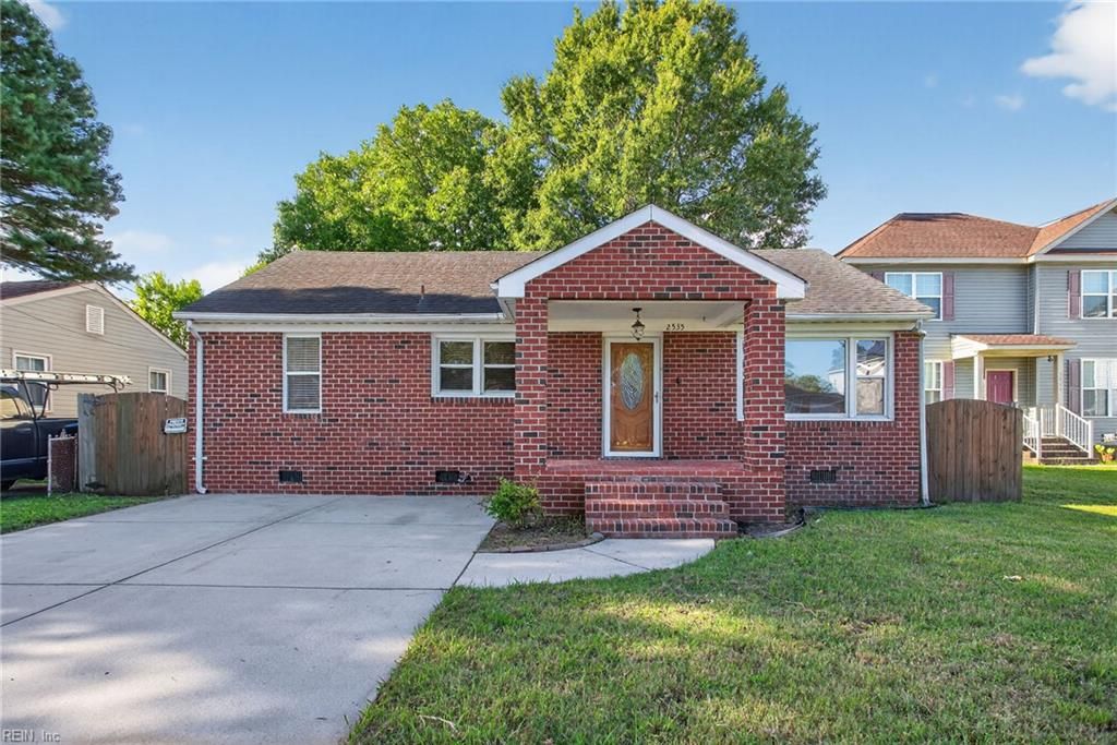 2535 Dexter ST E, Chesapeake, VA 23324
