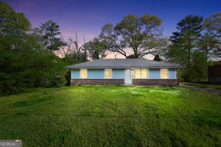 758 King Road, Jonesboro, GA 30236
