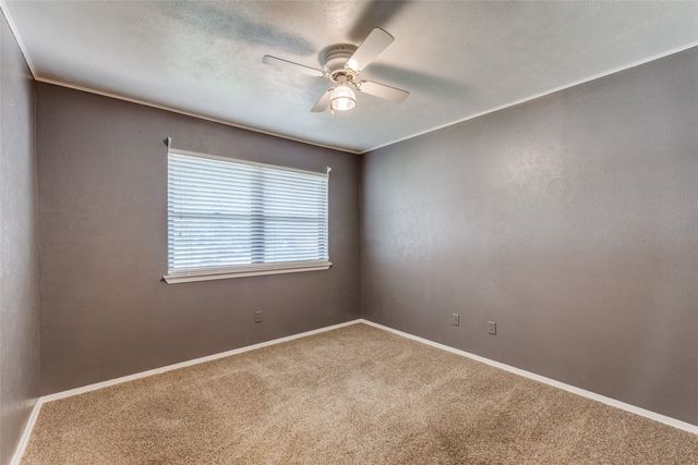 2602 Brentwood Circle, Arlington, TX 76013