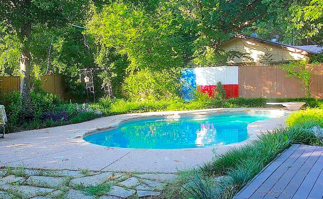 2602 Brentwood Circle, Arlington, TX 76013