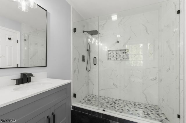 118 Parsippany Rd, Hanover Twp., NJ 07981