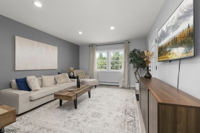 118 Parsippany Rd, Hanover Twp., NJ 07981