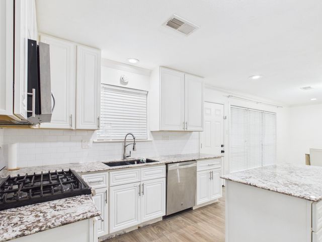 6226 Reamer Street, Houston, TX 77074