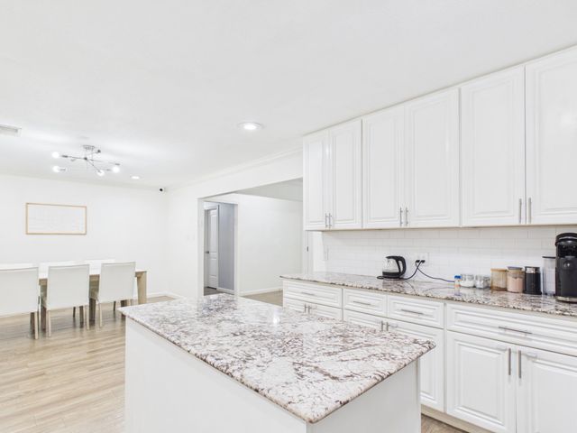 6226 Reamer Street, Houston, TX 77074