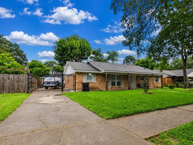 6226 Reamer Street, Houston, TX 77074