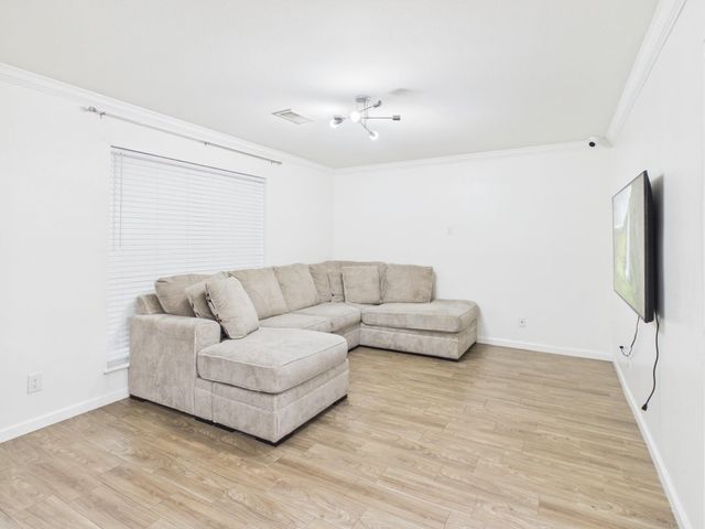 6226 Reamer Street, Houston, TX 77074