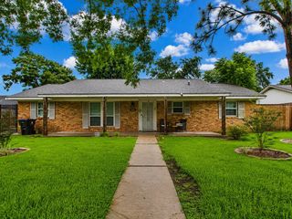 6226 Reamer Street, Houston, TX 77074