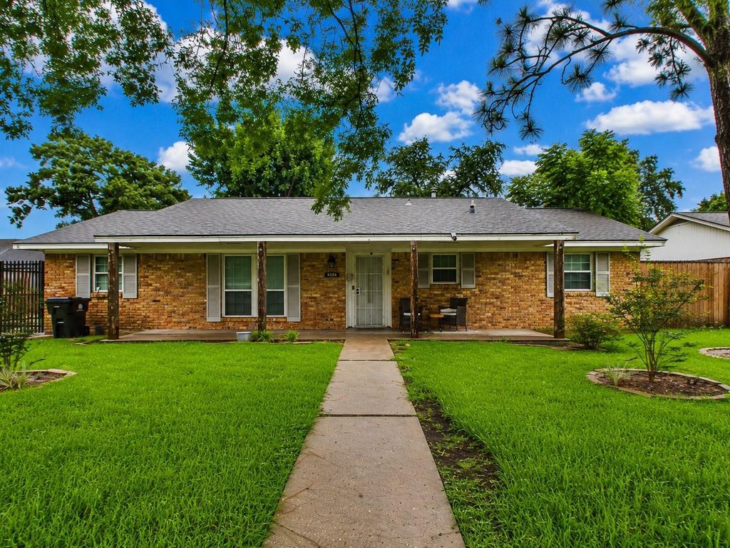 6226 Reamer Street, Houston, TX 77074