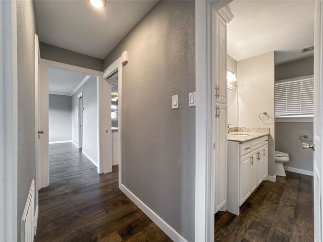 5619 Wood Creek Way, Houston, TX 77017