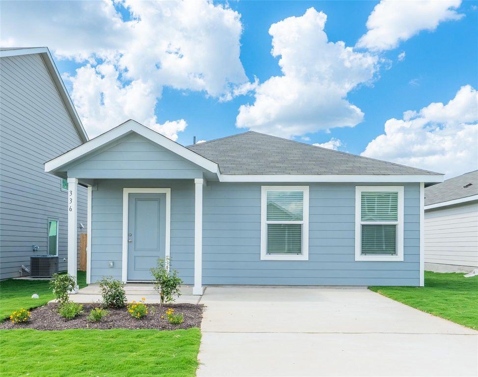 336 Cowpoke DR, Jarrell, TX 76537