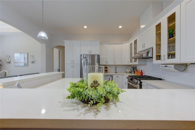 2006 Lynn Street, El Campo, TX 77437