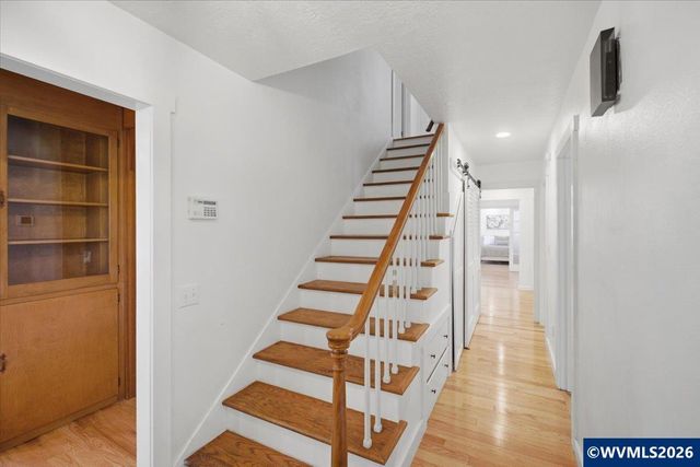 2715 Park Ter SW, Albany, OR 97321