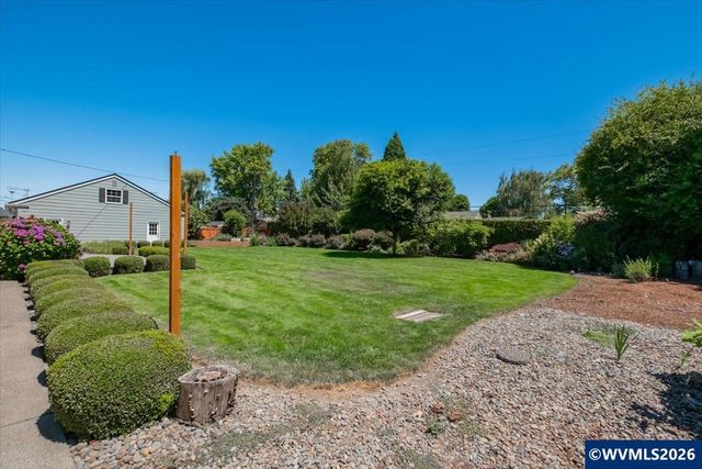 2715 Park Ter SW, Albany, OR 97321