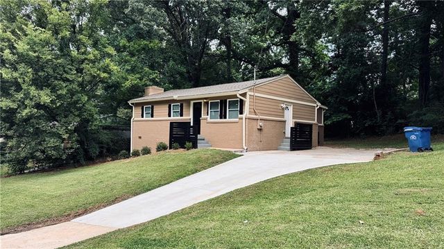 2443 Abner Place NW, Atlanta, GA 30318