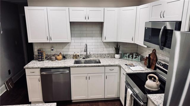 2443 Abner Place NW, Atlanta, GA 30318
